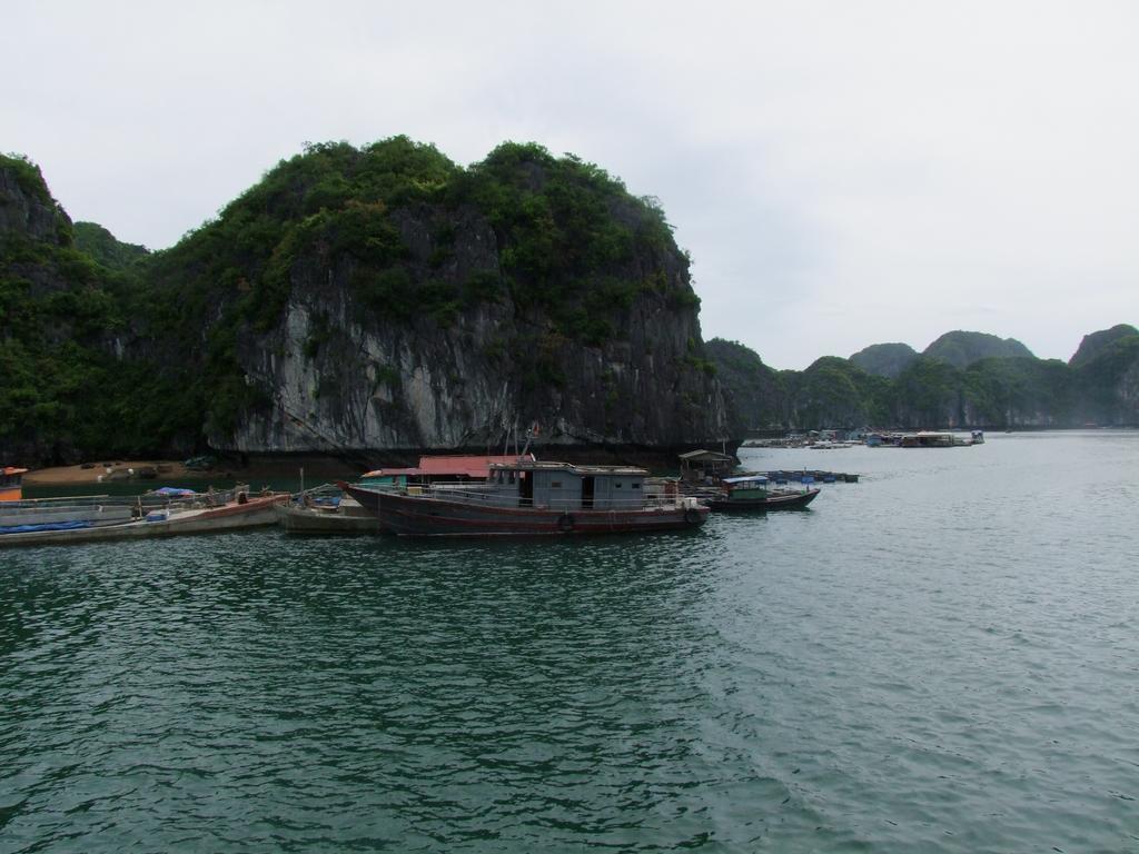 Catba Central Hostel Dong Khe Sau Exterior photo